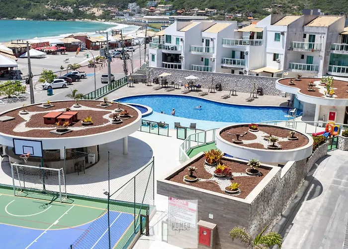 Pé na areia, espaço kids e 450 mb wifi em Arraial do Cabo